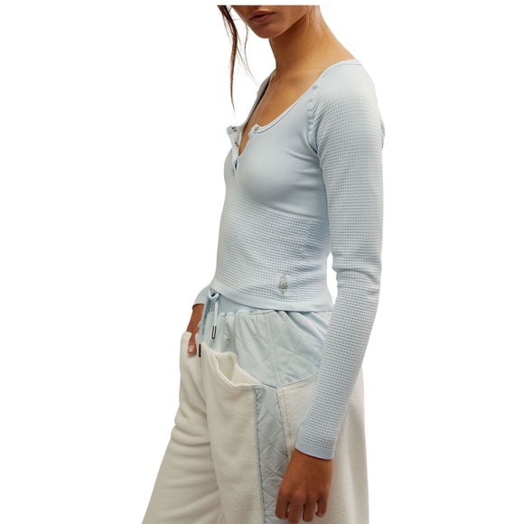 Free People FP Movement Bail Out Long Sleeve- Arctic Snow- XS/S - Picture 3 of 11